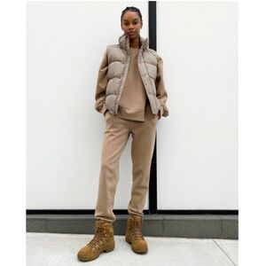 TNA The Superpuff Vest Taupe